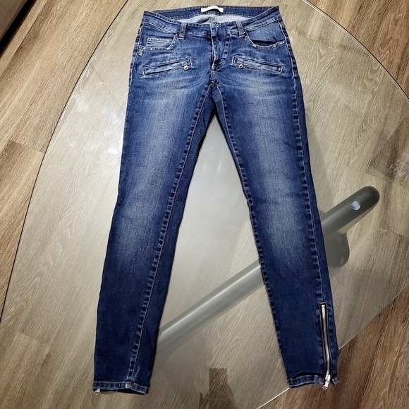 Balmain | Low-Rise Skinny Jeans - Picture 2 of 8